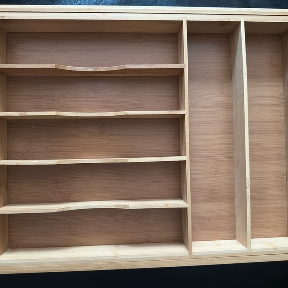 Bamboo Adjustable Drawer Organizer - Picture 2 of 3